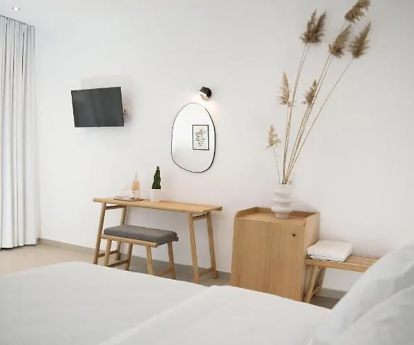 Iades Hotel de apartamente 4*