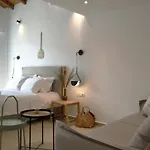 Iades Aparthotel 4*