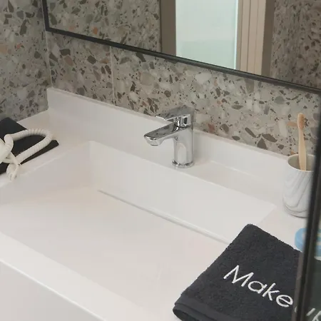 Iades Апарт-отель