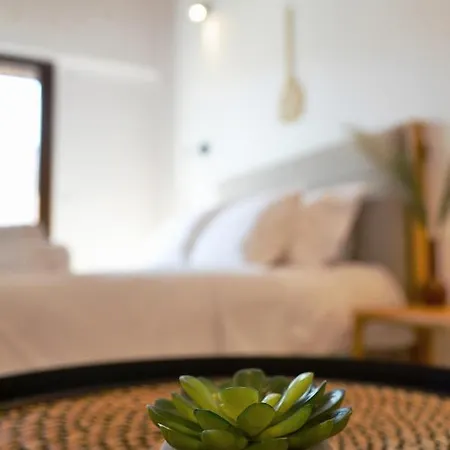 아파트호텔 Iades