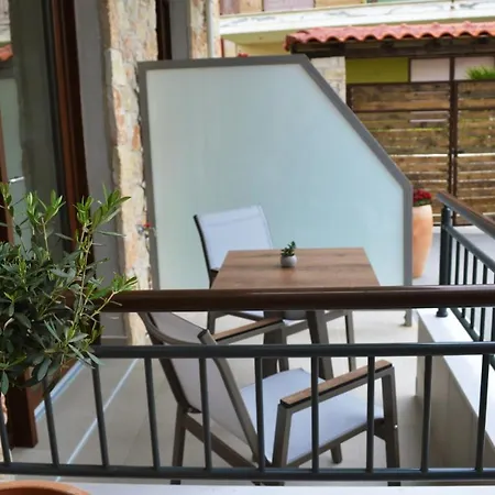 Апарт-отель Iades