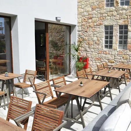 Апарт-отель Iades 4*